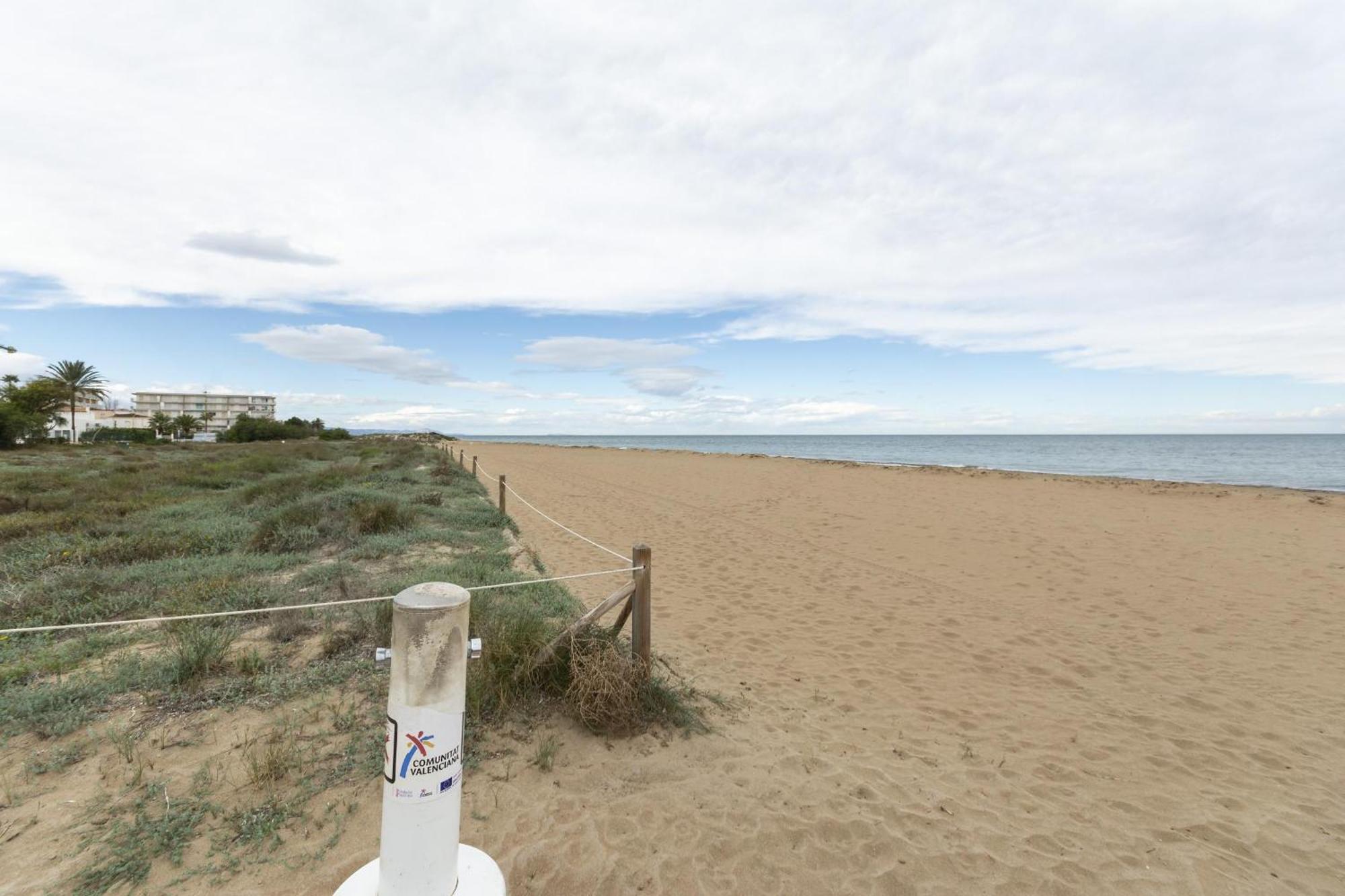 Les Gavines Apartment *